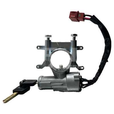 खरीदें केबिन इग्निशन स्विच दरवाजा ताला इलेक्ट्रिक स्टार्ट कुंजी 811W46433-6019 के लिए Sinotruk HOWO ट्रक भागों ऑनलाइन निर्माण