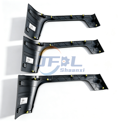 Foton Auman EST ट्रक स्पेयर पार्ट्स राइट हेडलाइट ट्रिम स्ट्रिप H4831013801A0 राइट हेडलाइट डेकोरेटिव कवर